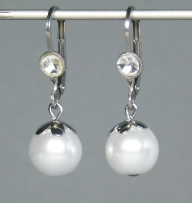 Bižutéria - Náušnice chirurgická oceľ, štras, sklo, dl. 3,5cm biela