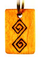 Suvenír - drevený prívesok na kľúče 2,5x3,5cm