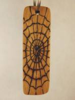 Suvenír - drevený prívesok na kľúče cca 2,5x8cm